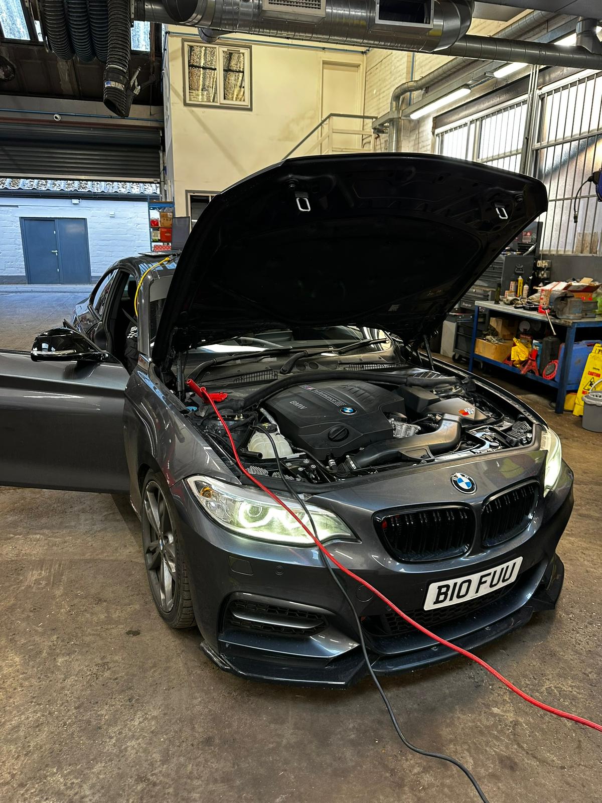 BMW M235i workshop